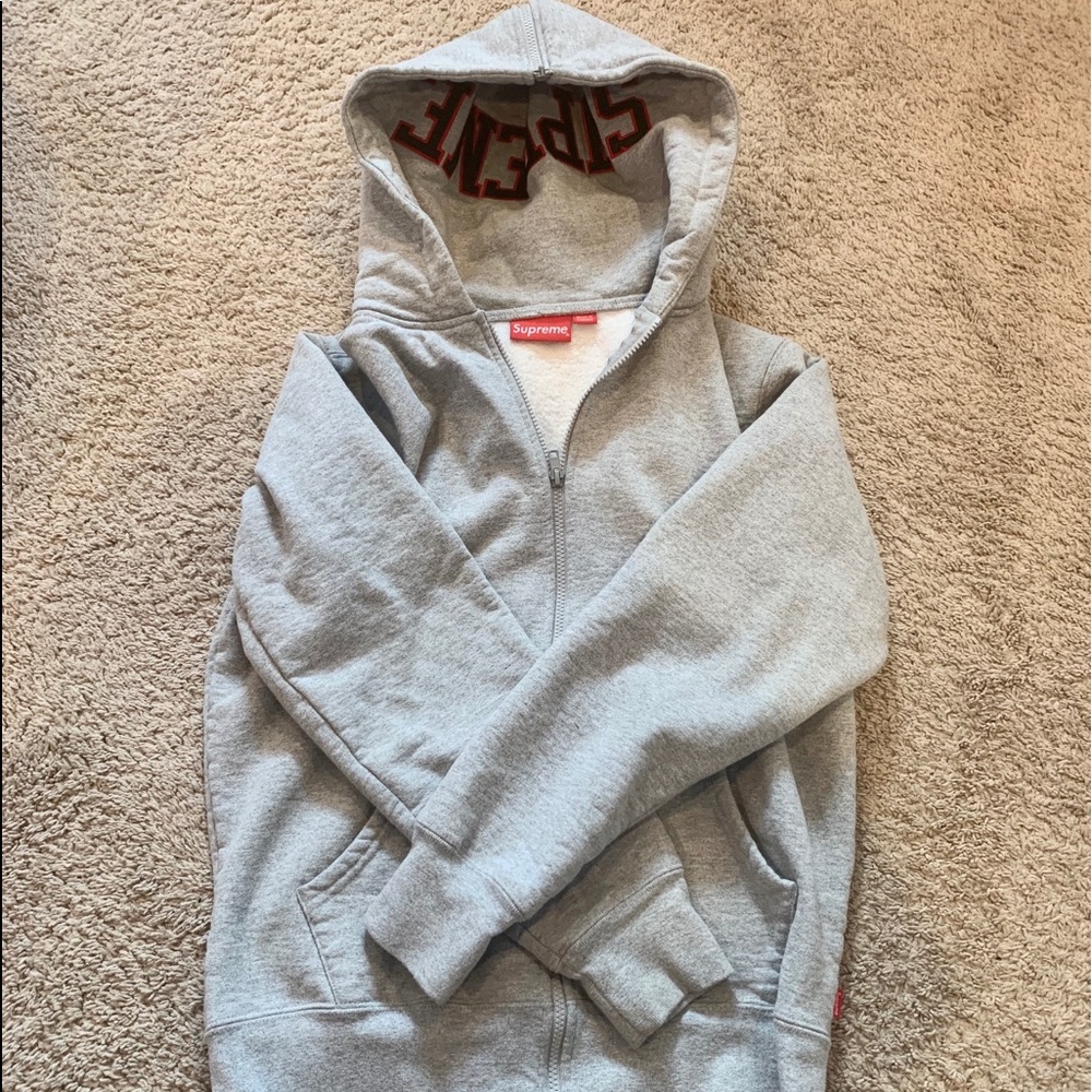 Supreme MENS zip up hoodie